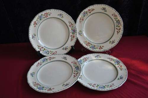 Copeland Spode "Royal Jasmine" 4 x Dinner Plates