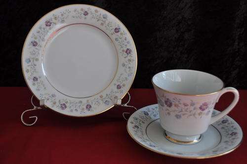 NORITAKE "LONGWOOD" TRIO