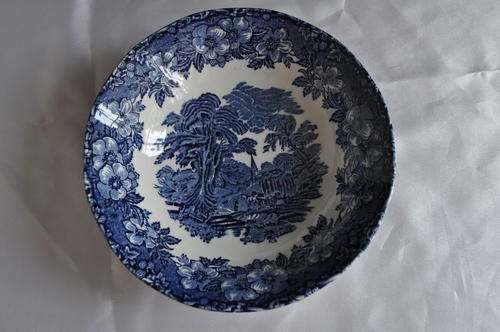 Enoch Wedgwood (Tunstall) Ltd  "Woodland" Dessert Bowl.