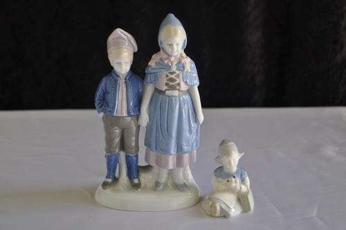 Dutch Children Figurine