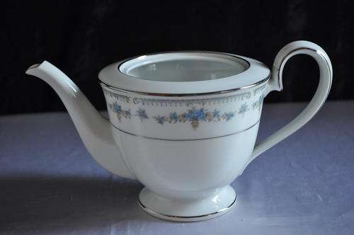Noritake "Rosalinda" Tea Pot  --  (Missing the lid)