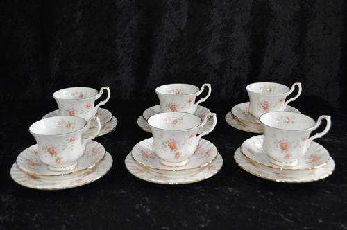 Royal Albert "Peach Rose" 6 x Trio's