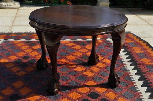 Imbuia Ball & Claw Round Lamp Table  ---  Collections Only!!!