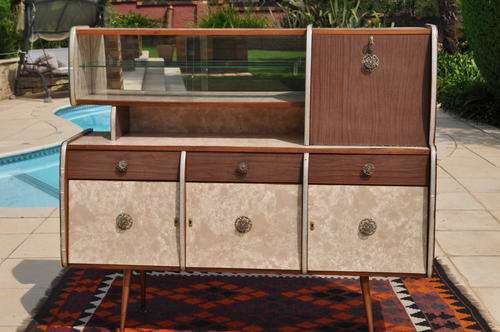 1950s Kitchen Unit/Drinks Cabinet  ---  Collections Only!!!!