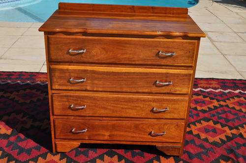 Oak Chest Of Drawers --  Collections Only!!!