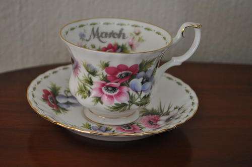 Royal Albert Flower Of The Month March " Anemones" Duo