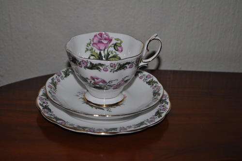 Royal Albert "Cotswold" Trio