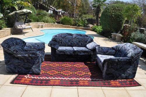 Lounge Suite     -----     Collections Only!!!