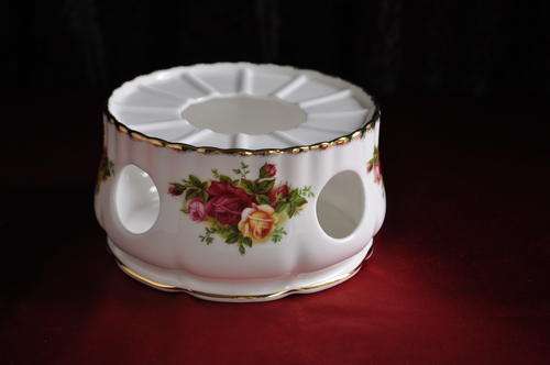Royal Albert "Old Country Roses"  Tea Pot Warmer