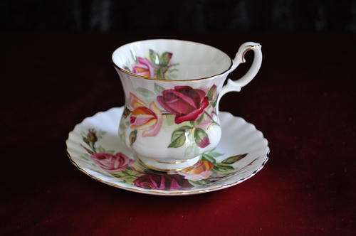Royal Albert "Kings Ransom" Coffee Duo