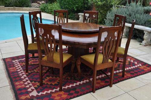 Beautiful Imbuia Ball & Claw Dining Table & 8 Chairs With Lazy Susan --- Collections Only!!!!