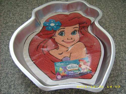The Little Mermaid cake tin