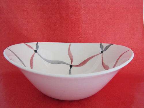PINK & GREY RIBBON DESIGN, SERVING BOWL - BRISTOL ENGLAND