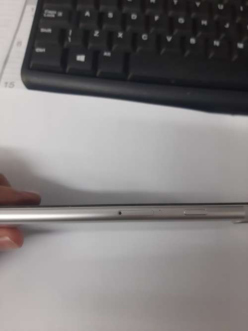 iPhone 8 64GB