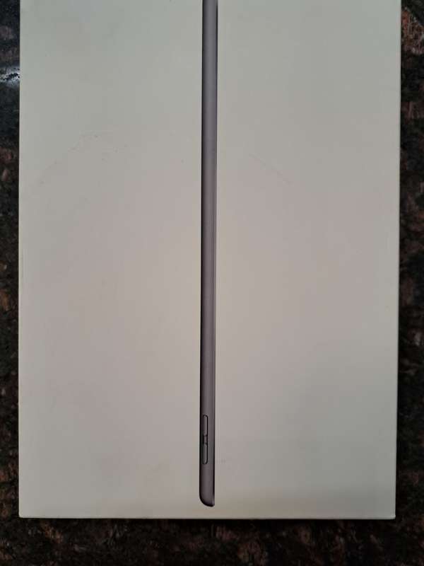Apple iPad 128GB Wifi Only Gen 7