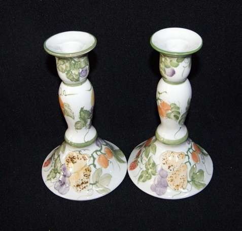 STUNNING OLD PAIR OF CERAMIC CANDLE STICKS @@@ CRAZZY R1 START (DM84 SALE)
