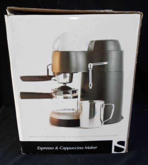 Brand New Safeway Espresso and Cappuccino Machine + 2 Cups/Saucers