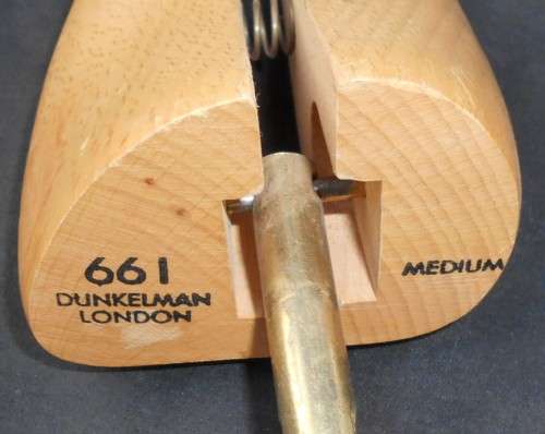 Vintage Pair Dunkelman Bally 661 Medium Size Oak Shoe Stretcher