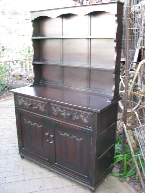 LOVELY VINTAGE WELSH DRESSER IN OAK