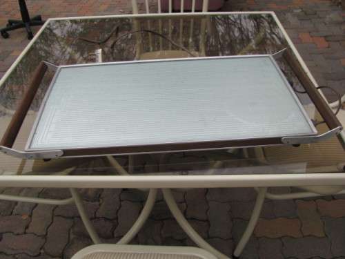 A SALTON COUNTER TOP HOT TRAY