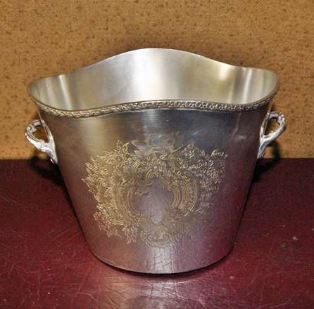 STUNNING ETCHED SILVERPLATED ICE BUCKET @@@ CRAZZYYY LOW START