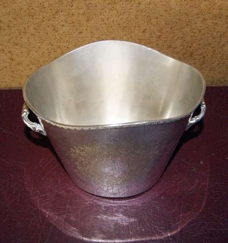 STUNNING ETCHED SILVERPLATED ICE BUCKET @@@ CRAZZYYY LOW START
