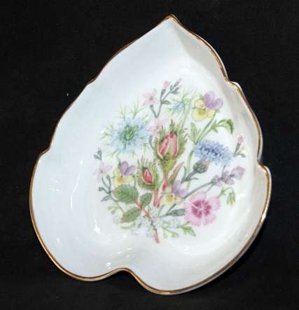 DM84Sale Aynsley Heart Dish "Wild Tudor" @@@ Crazy Low R1 Start