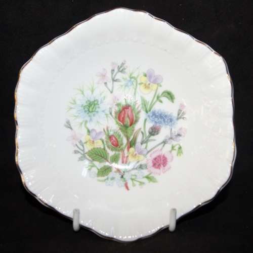 DM84Sale Aynsley Hexagonal Dish "Wild Tudor" @@@ Crazy Low R1 Start
