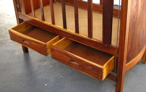 Stunning Kiaat Cot with 2 Drawers @@@ CRAAAAZZYY R1 START (DM84 SALE)