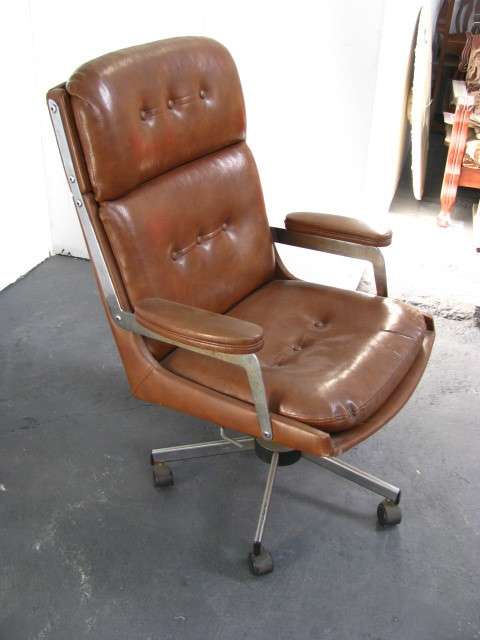 Pleather Office Chair on Castors **FIRST BID WINS!!**