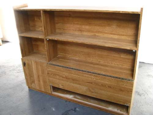 Room Divider/ Wall Unit @@@ CRAAAZZZY R1 START (DM84 SALE)
