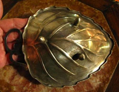 DM84Sale Silver Plated Leaf Shaped Bowl on Bun Feet @@@ Crazy Low R1 Start