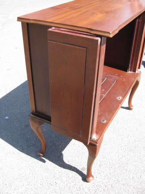DM84Sale RETRO 1970'S MAHOGANY TV CABINET WITH FOLD UP DOORS & PAD FEET @@@ Crazy Low R1 Start