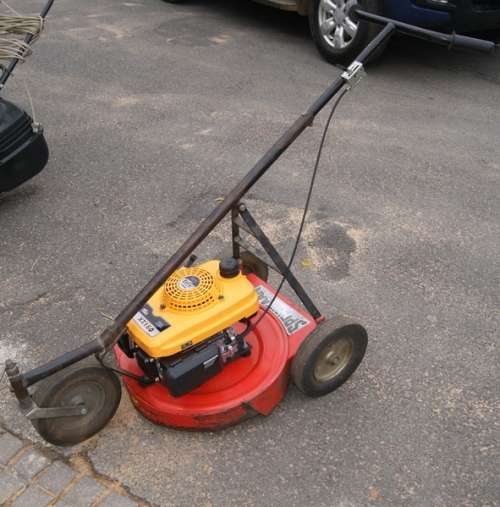 TOTALLY REFURBISHED SPRINKAAN 3 WHEEL LAWNMOWER @@@ LOW START