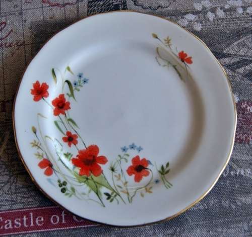 Colclough Side Plate with Red and Blue Flowers Pattern no 8657