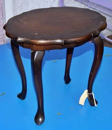 Vintage Oval Linenfold Imbuia Occasional Table with Queen Anne Legs