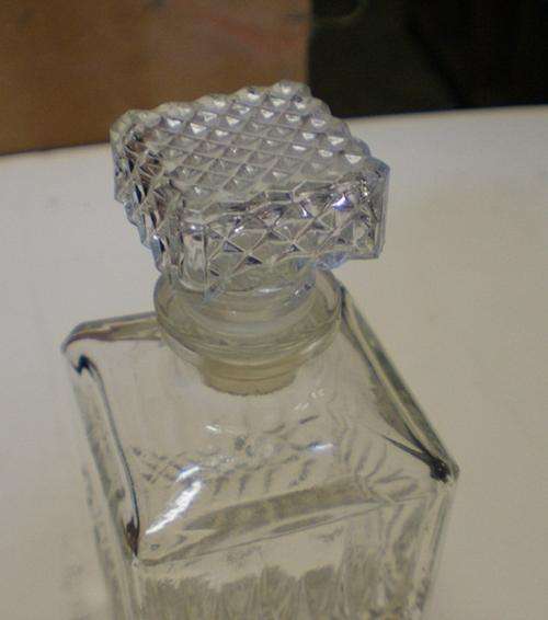STUNNING OLD DECANTER @@@CRAZY R1 START