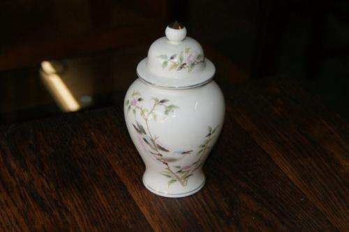 STUNNING OLD ORIENTAL VASE/URN @@@CRAAAZZZYYY R1 START!!!!