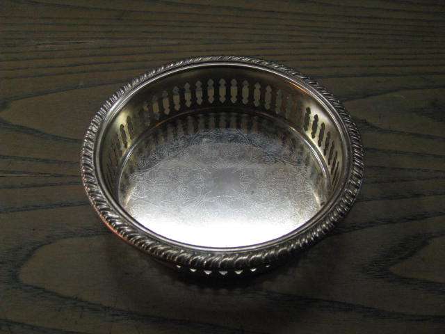A LOVELY EPNS WINE/CHAMPAGNE COASTER @@@ CRAAZZZYYYY R1 START