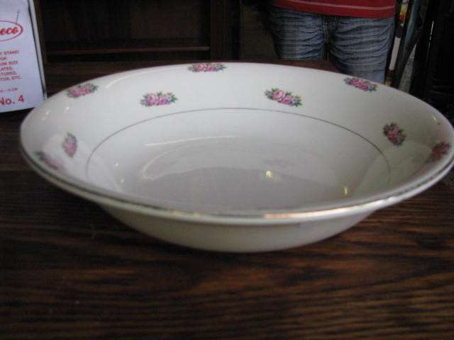 %%%% A BARRATTS SERVING BOWL %%%%