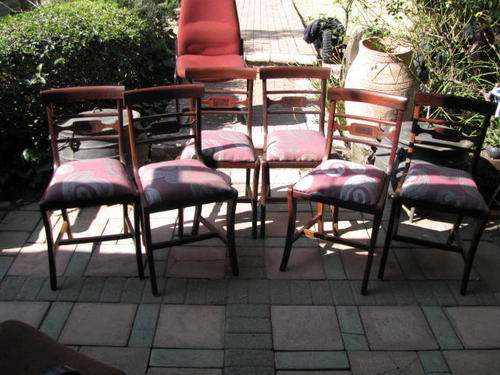 A SET OF 6 MAHOGANY CHAIRS...... BID IS FOR ALL 6