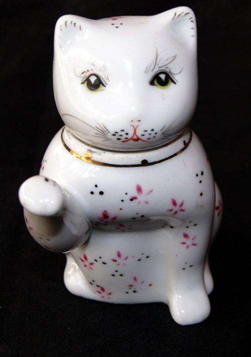 STUNNING OLD CAT SHAPED MILK JUG@@@CRAAAAZZZY R1 START