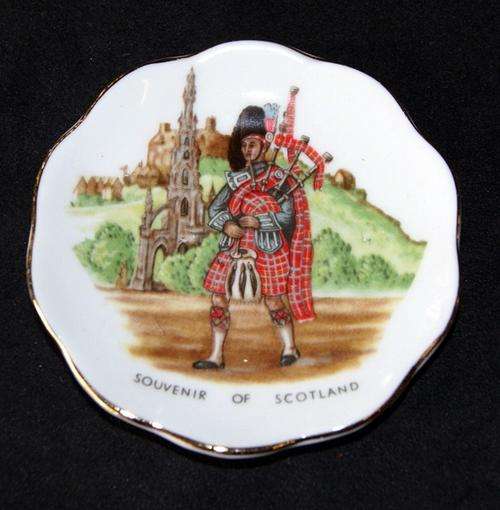 FOR THE SPECIAL SCOT IN YOUR LIFE! SOUVENIR OF SCOTLAND PLATE@@@CRAZY R1 START