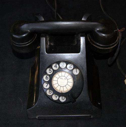 WHAT A FIND!!! ULTRA RARE!! VINTAGE SIEMENS BROTHERS BAKELITE TELEPHONE @@@ CRAAZZYYY R1 START