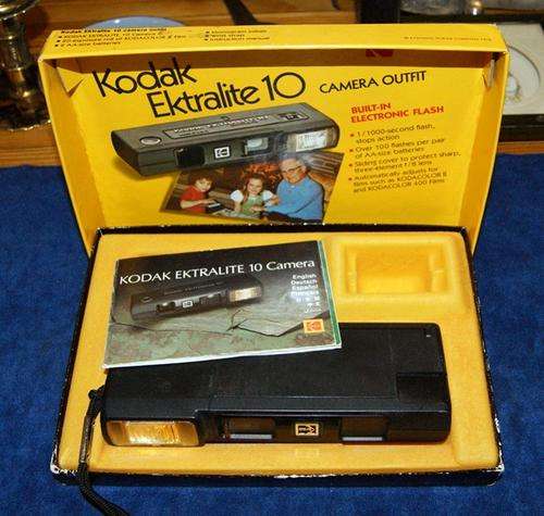 KODAK EKTRALITE 10 CAMERA IN ORIGINAL BOX  WITH INSTRUCTION MANUAL @@@ CRAAZZYYY R1 START