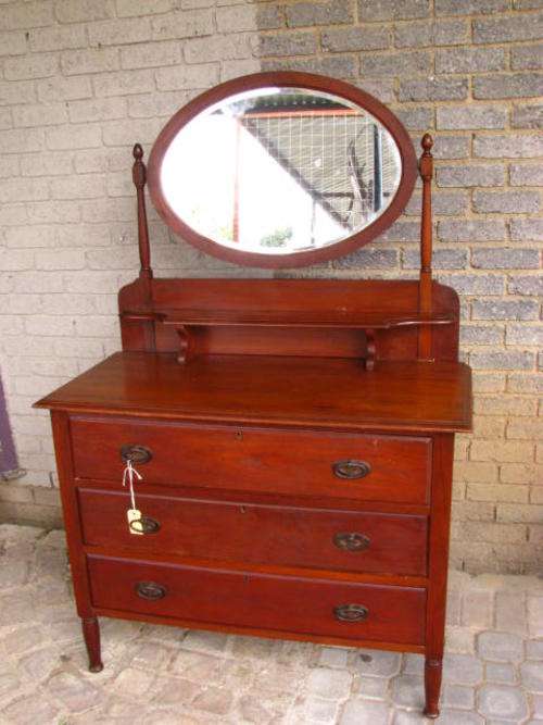@@ A FABULOUS TEAK DRESSING TABLE @@