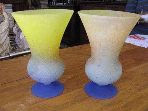 A PAIR OF PRETTY GLASS VASES.......... BID IS PER EACH