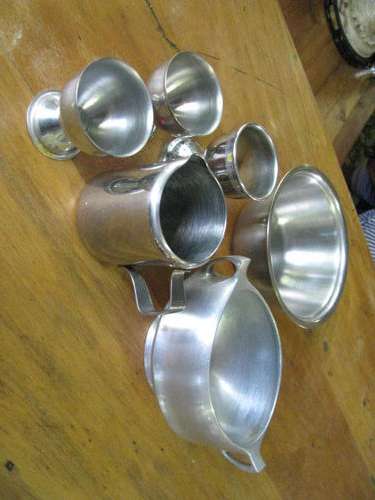 A LOT OF 6 KITCHEN ITEMS INCLUDING A PEWTER SUGAR BOWL....BID PER EACH