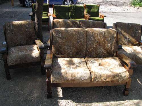 A 1970'S RETRO GRAFTON EVEREST WOOD LOUNGE SUITE.A 3 SEAT / 2 SEAT AND 1 SINGLE @ CRAAZZYY R1 START.