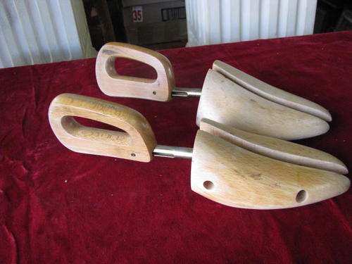 A PAIR OF RUSSELL & BROMLEY SHOE STRETCHERS  @ CRRRAAAAAZZZZZY R1 START..